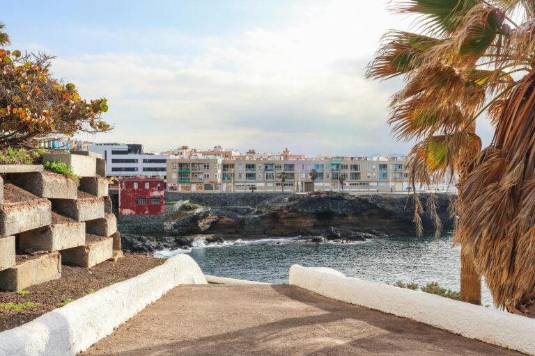 Que Incluye La Limpieza De Una Comunidad De Vecinos En Canarias